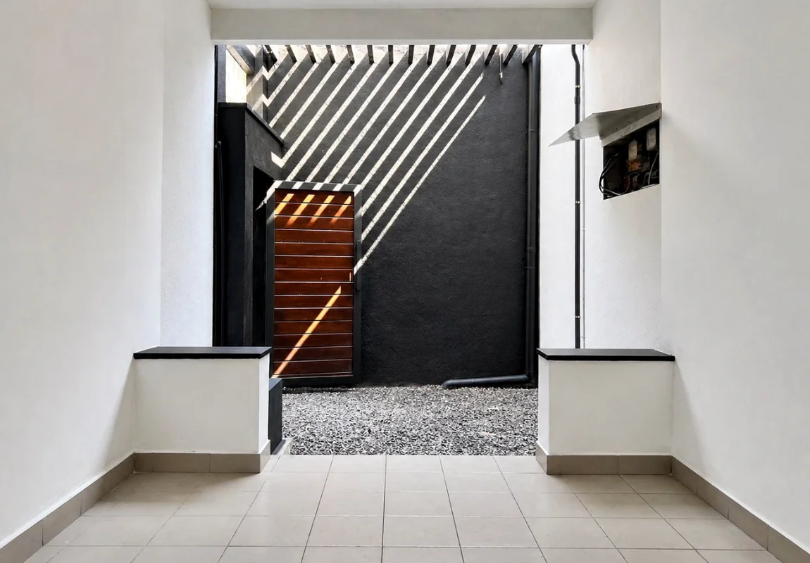 Ground Floor Main Entrance 1